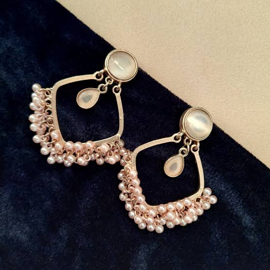 Earring