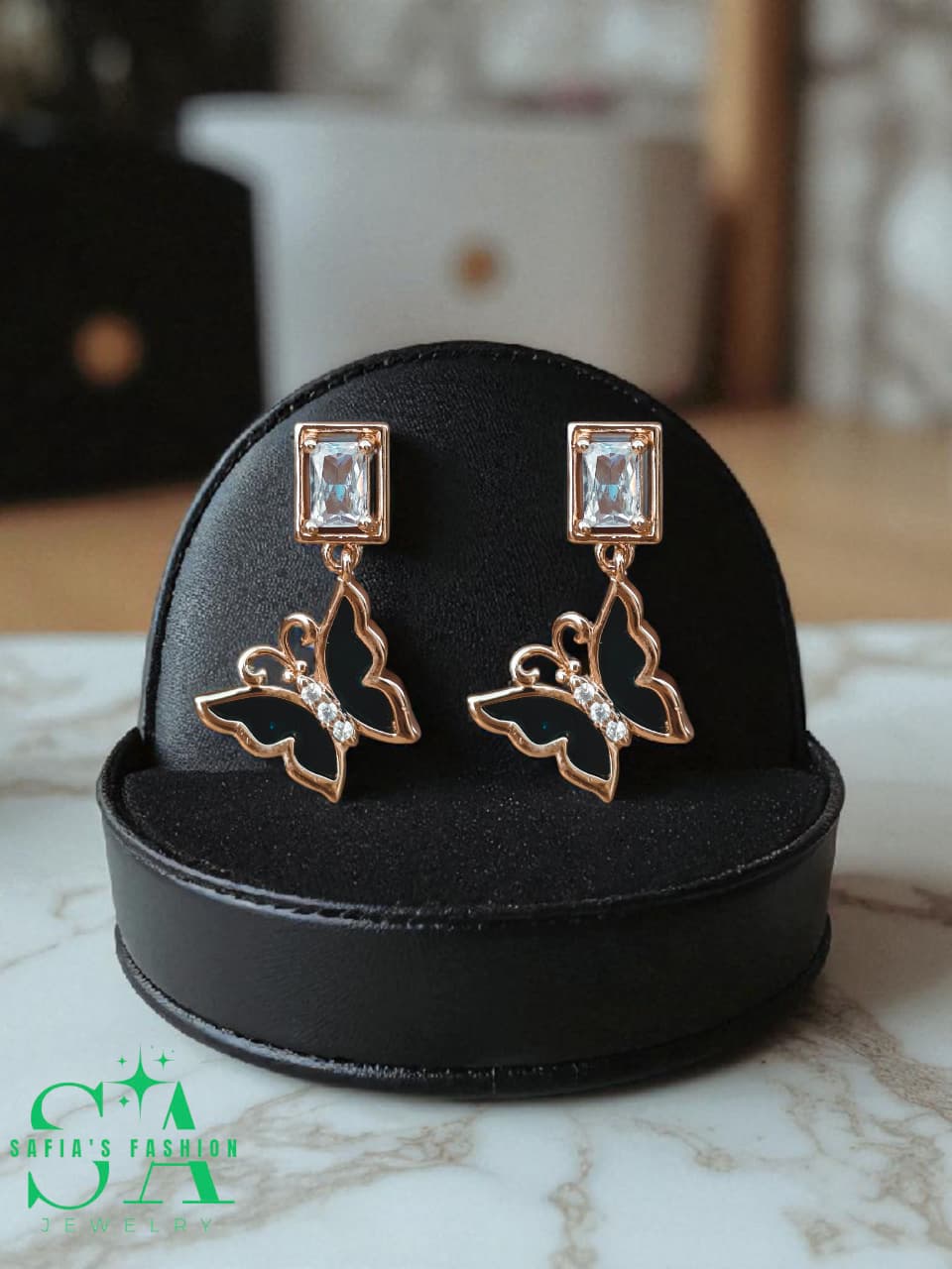 Elegant charm earrings for women in black and silver