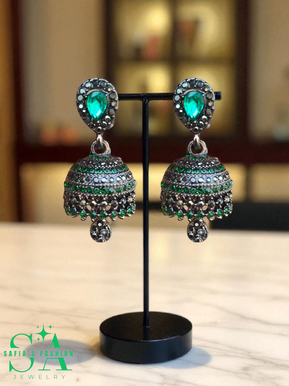 Traditional jhumka with ferozi stone design