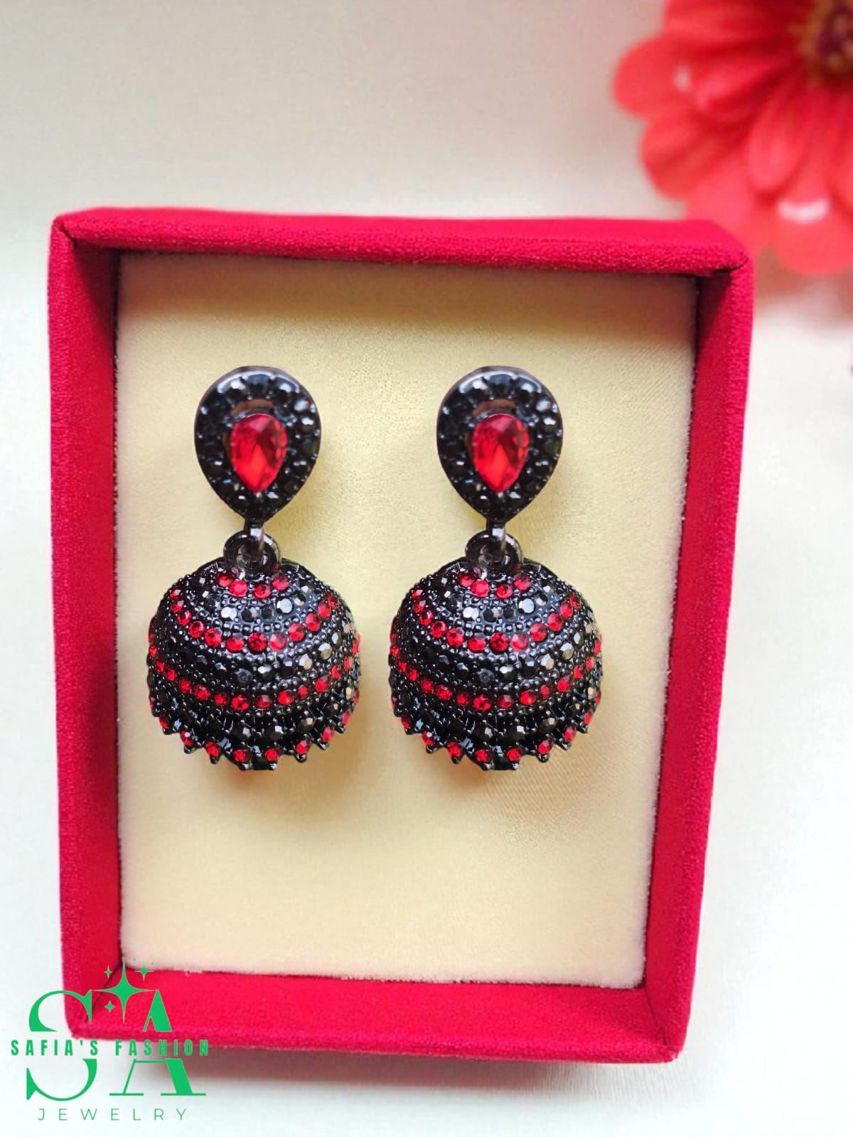 Traditional jhumka with ferozi stone design