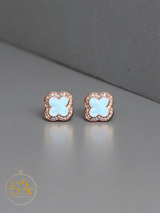 gold clover earrings